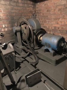 Why lift maintenance is crucial for your business 2 lift maintenance