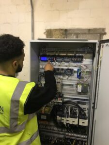 hydraulic lift control panel  A lift induction for Chris Jones of Sheridan Lifts